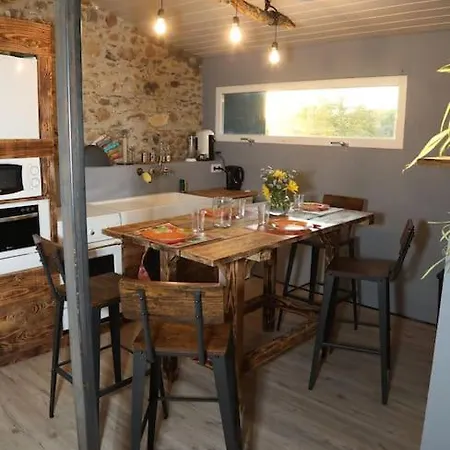 Hébergement de vacances Domaine Ostau Montplaisant *